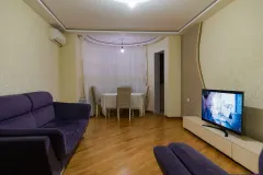 Kirayə 4 otaqlı Mənzil 100 m² Nəsimi r. – şəkil 2