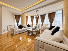 Kirayə 4 otaqlı Mənzil 200 m² Nəsimi r. – şəkil 3
