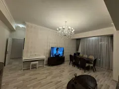Tibb Universitetinin yanı – şəkil 3