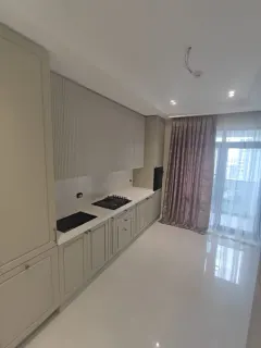 Kirayə 4 otaqlı Mənzil 129 m² Nərimanov r. – şəkil 2