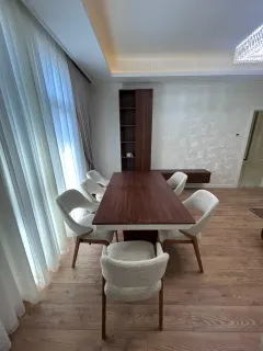 Ağ Şəhərdə Premium Kirayə Mənzil – şəkil 3