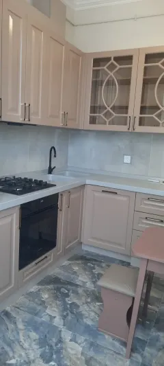 Kirayə 4 otaqlı Mənzil 100 m² Səbail r. – şəkil 7