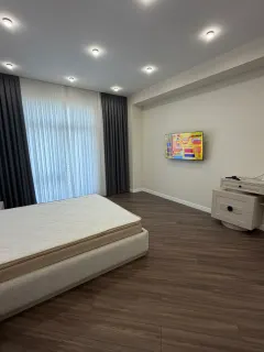 Kirayə 3 otaqlı Mənzil 152 m² Xətai r. – şəkil 5