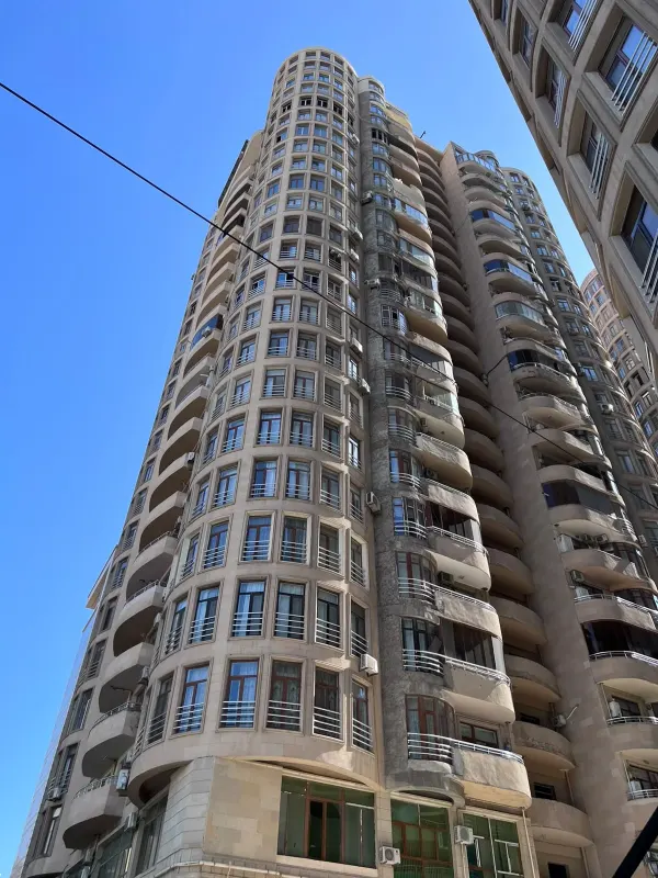 Продаётся 3-комнатная Квартира 157 m² Xətai р-н