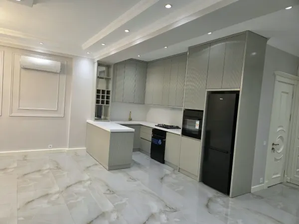 Kirayə 3 otaqlı Mənzil 102 m² Nərimanov r.