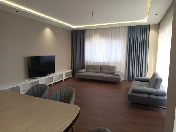 Аренда 3-комнатная Квартира 130 m² Xətai р-н