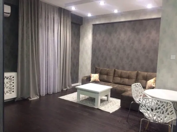 Аренда 2-комнатная Квартира 70 m² Nəsimi р-н