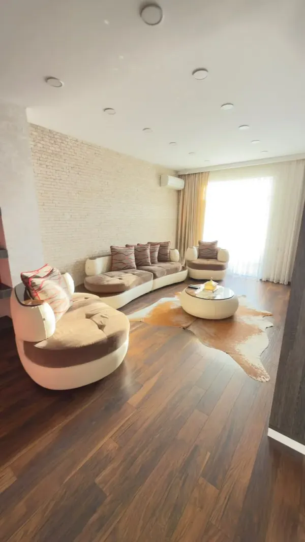 Аренда 4-комнатная Квартира 200 m² Xətai р-н
