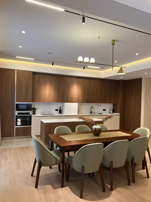 Knightsbridge Residence