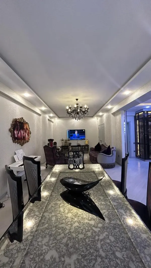 Kirayə 3 otaqlı Mənzil 190 m² Nərimanov r.