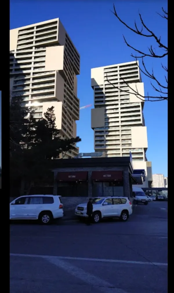 Kirayə 3 otaqlı Mənzil 148 m² Nəsimi r.