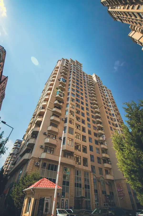 For rent 3-room Apartment 135 m² Yasamal dist.
