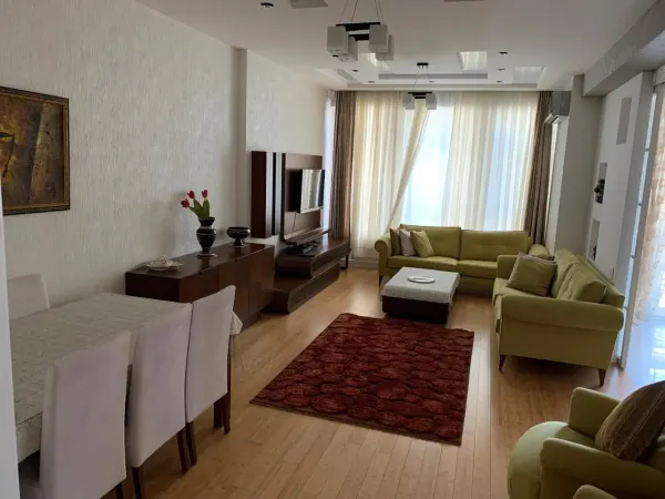 GRAND HEYATİN yaninda Azinko binasi