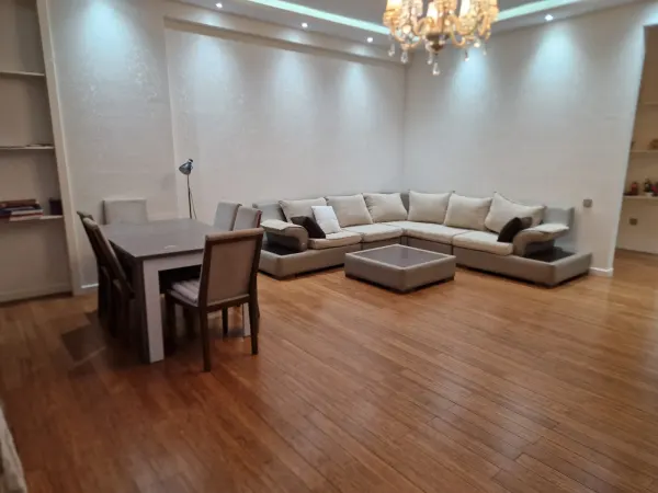 TÜRKİYƏ SƏFİRLİYİ YANINDA