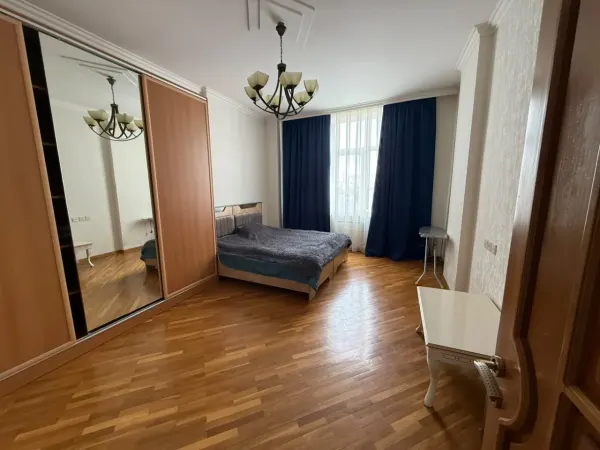 Аренда 3-комнатная Квартира 152 m² Yasamal р-н