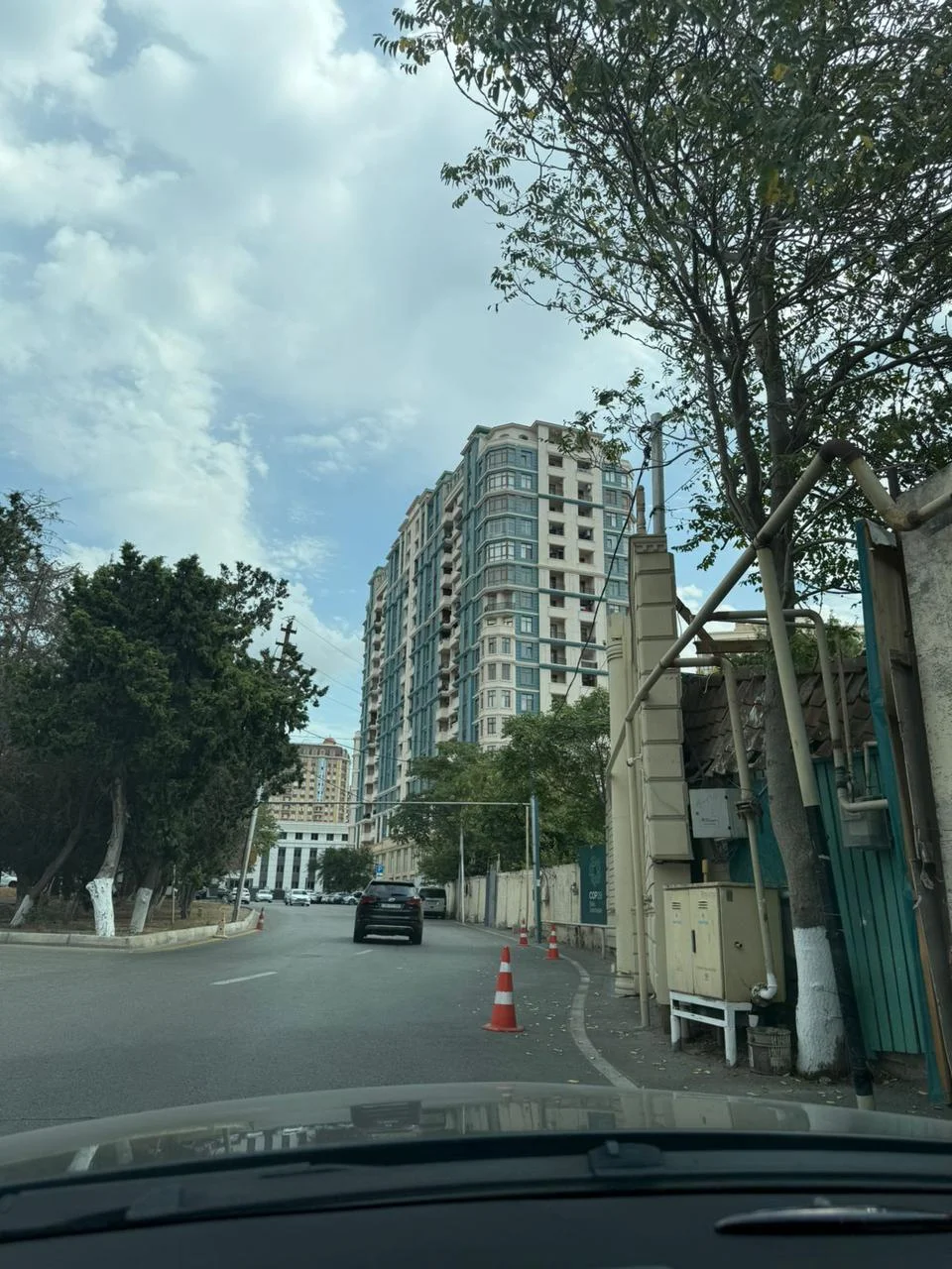 Kirayə 2 otaqlı Mənzil 70 m² Nərimanov r. – şəkil 16