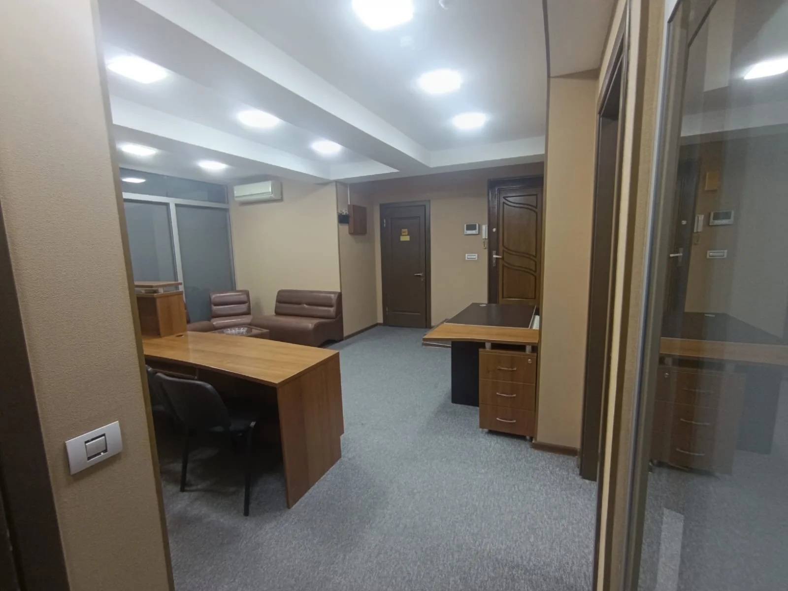 ofis icarəyə verilir – şəkil 7