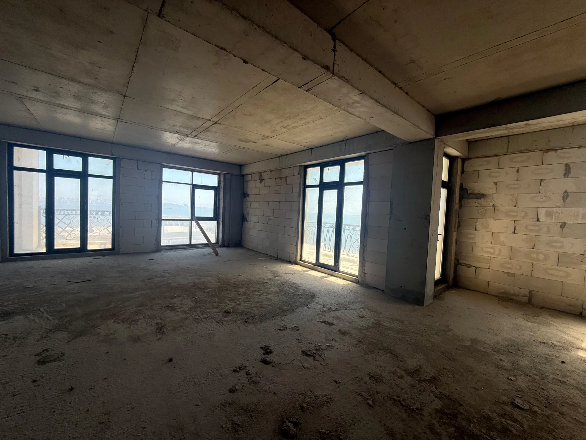 Satılır 4 otaqlı Mənzil 178.1 m² Səbail r. – şəkil 7