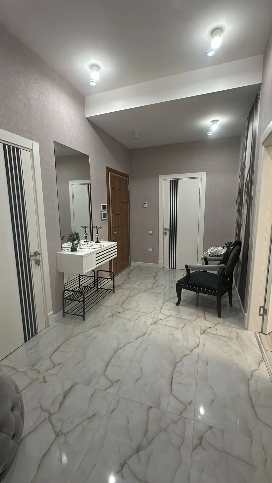 Kirayə 2 otaqlı Mənzil 110 m² Xətai r. Ağ şəhər q. – şəkil 7