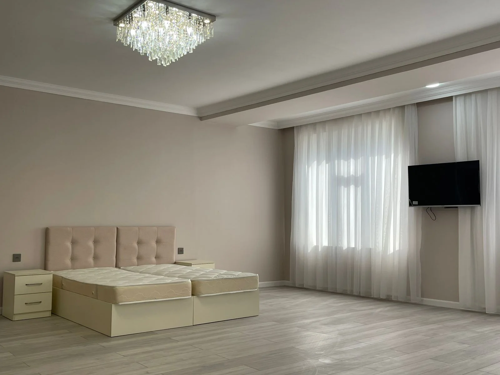 Kirayə 4 otaqlı Mənzil 155 m² Nəsimi r. – şəkil 8