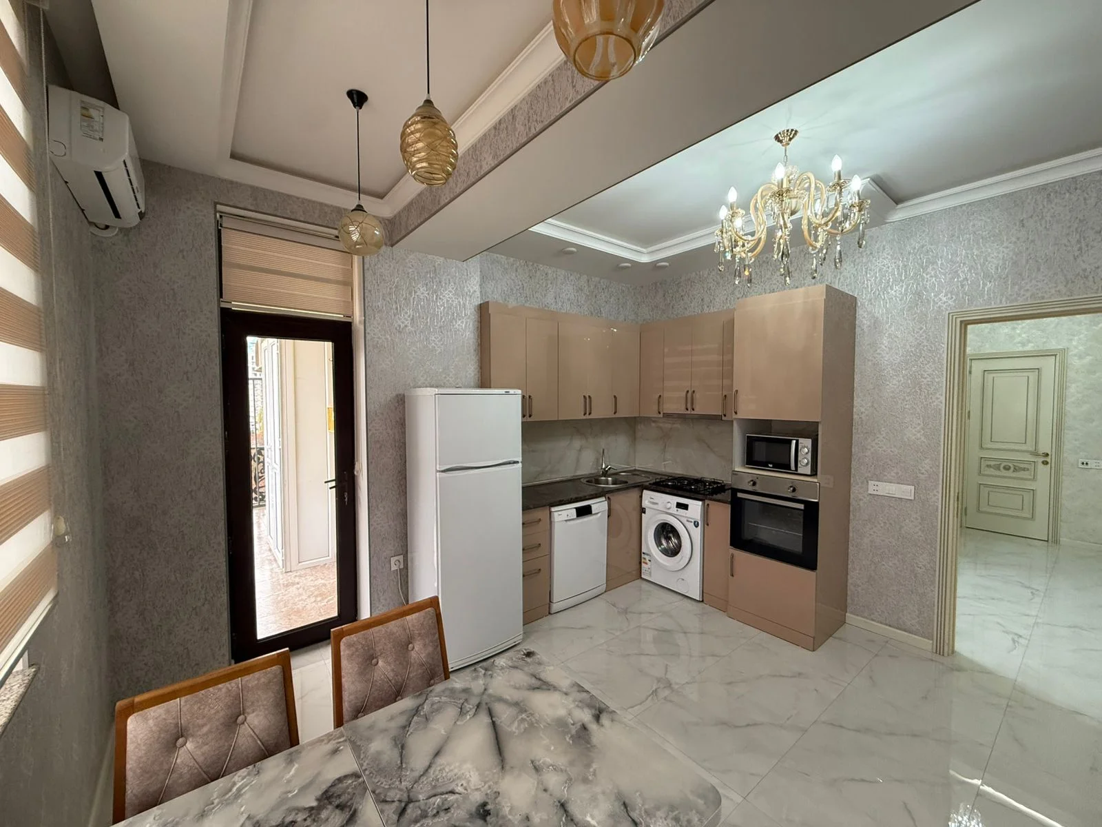 Satılır 3 otaqlı Mənzil 125 m² Nərimanov r. – şəkil 4