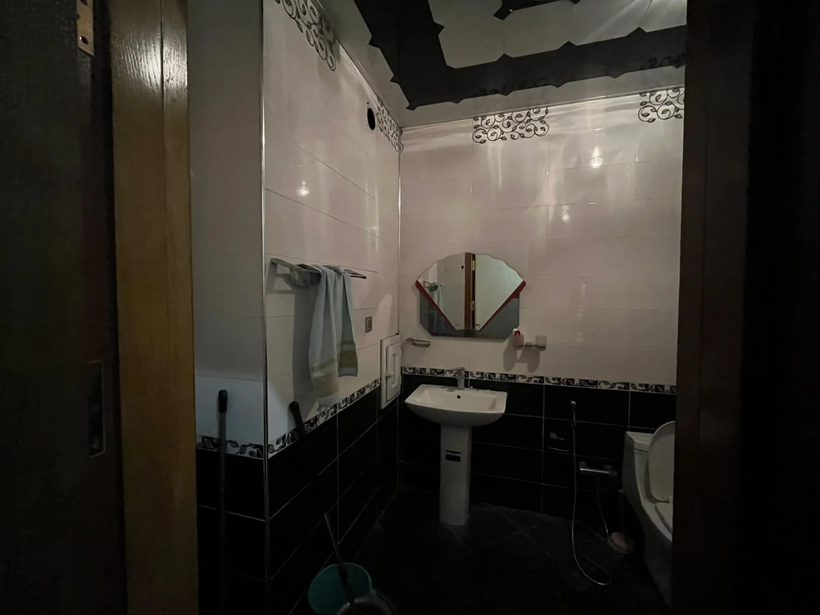 Kirayə 3 otaqlı Mənzil 130 m² Yasamal r. – şəkil 7