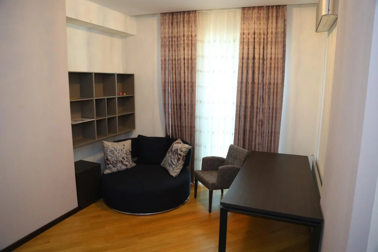 Kirayə 4 otaqlı Mənzil 270 m² Xətai r. – şəkil 18