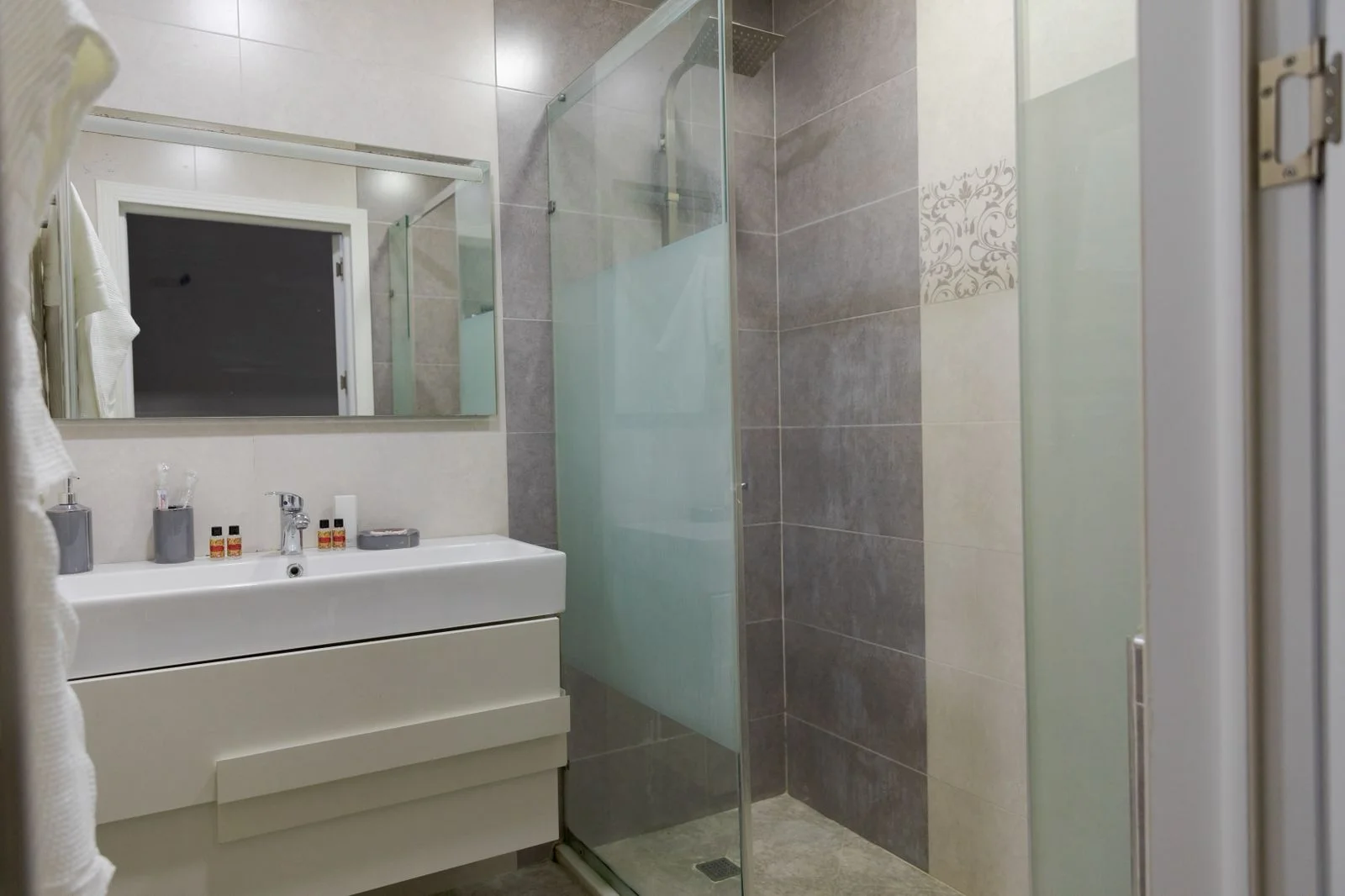 Kirayə 4 otaqlı Mənzil 100 m² Nəsimi r. – şəkil 12