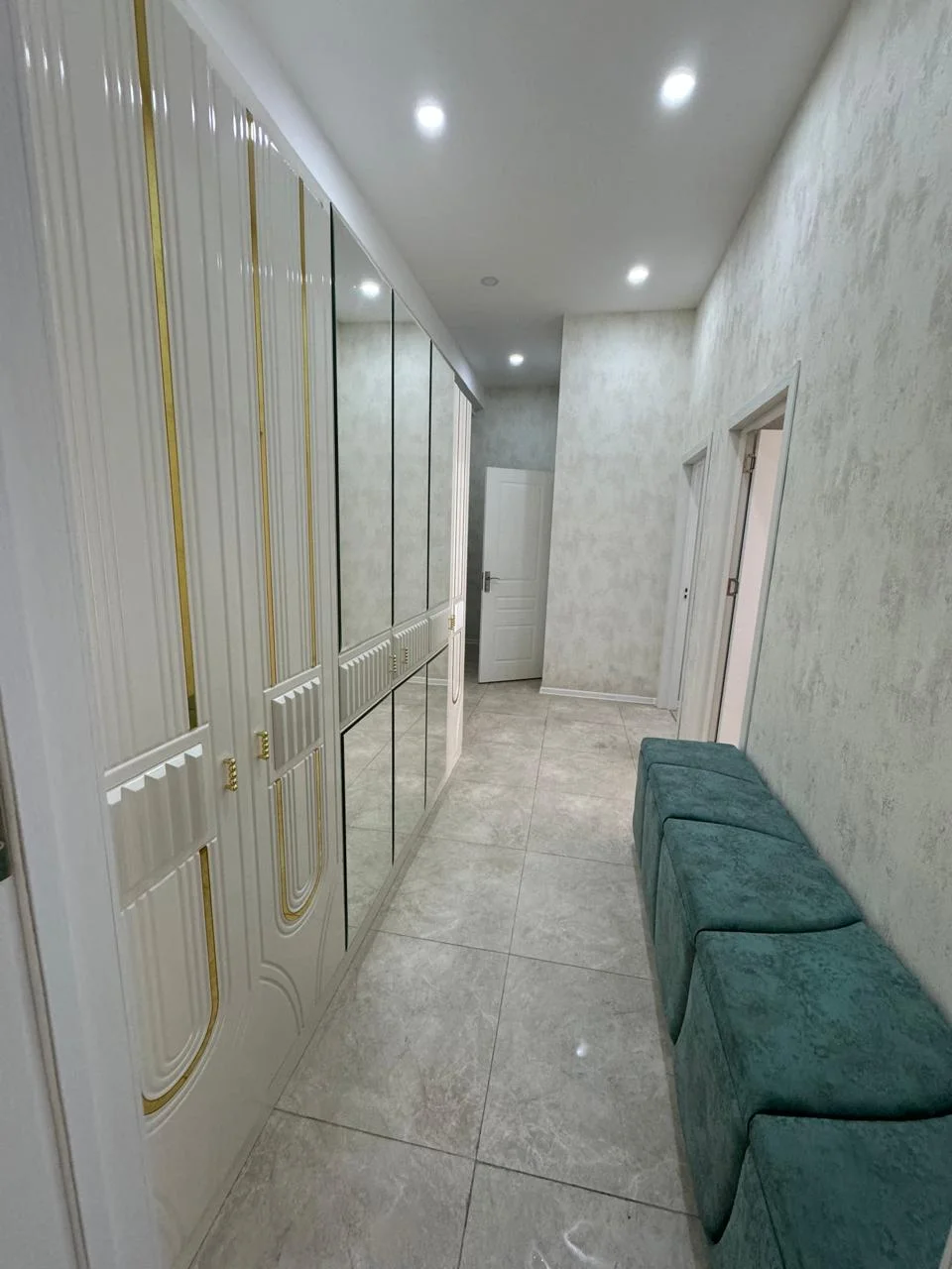 Kirayə 2 otaqlı Mənzil 70 m² Nərimanov r. – şəkil 15