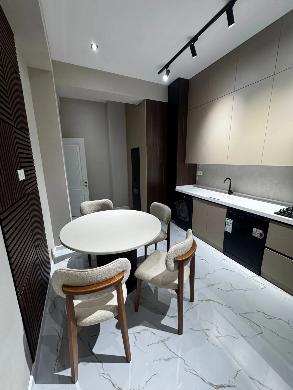 For rent 3-room Apartment 125 m² Nəsimi dist. – şəkil 4