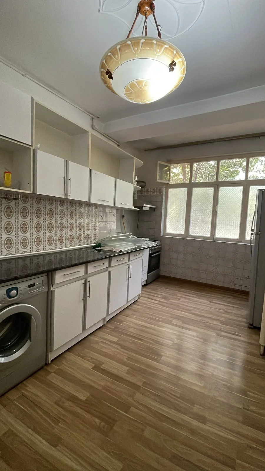 Kirayə 3 otaqlı Mənzil 90 m² Yasamal r. – şəkil 1
