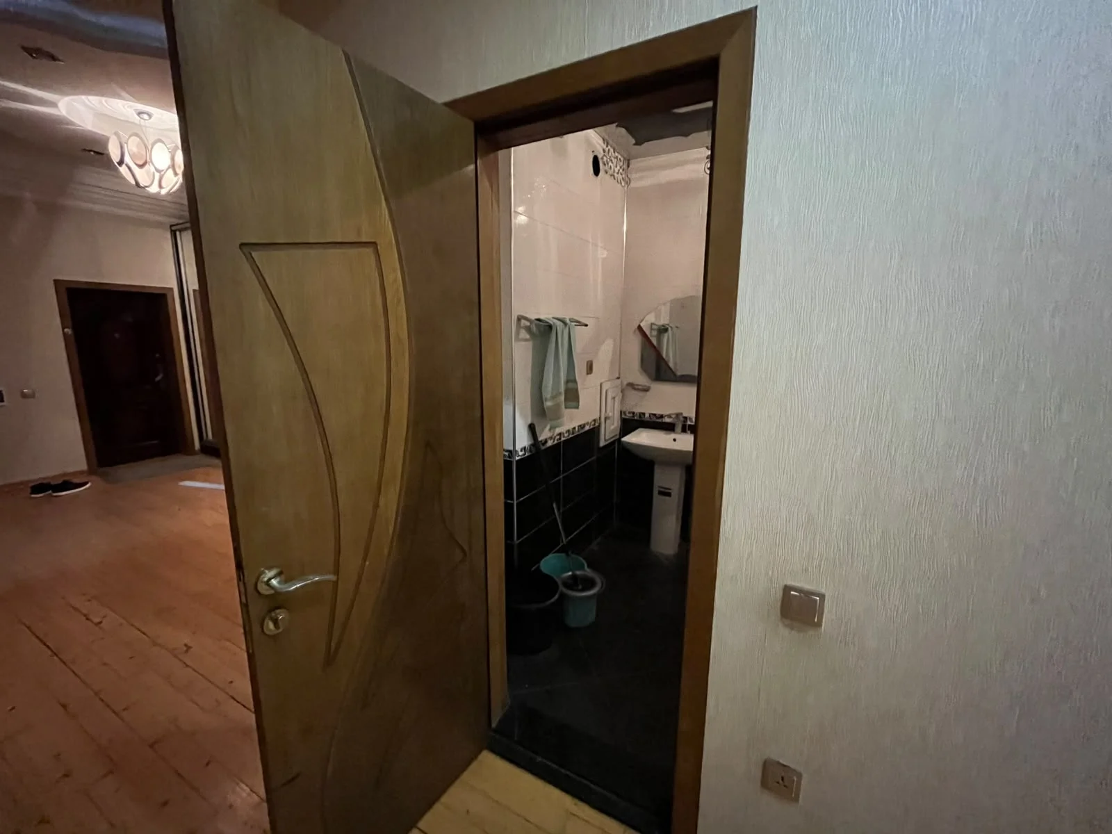 Kirayə 3 otaqlı Mənzil 130 m² Yasamal r. – şəkil 8