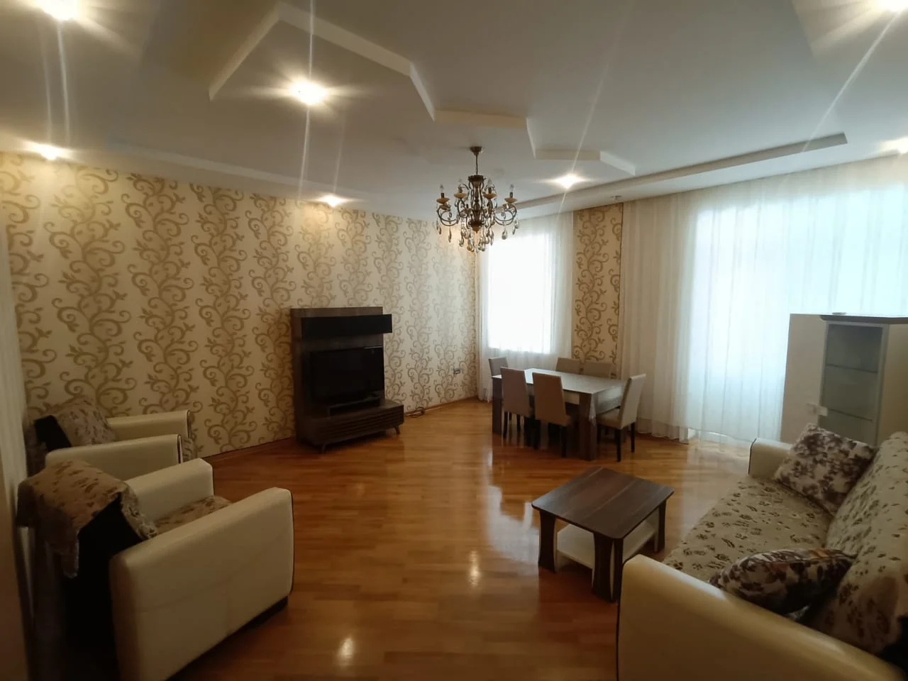 Kirayə 3 otaqlı Mənzil 137 m² Xətai r. – şəkil 5