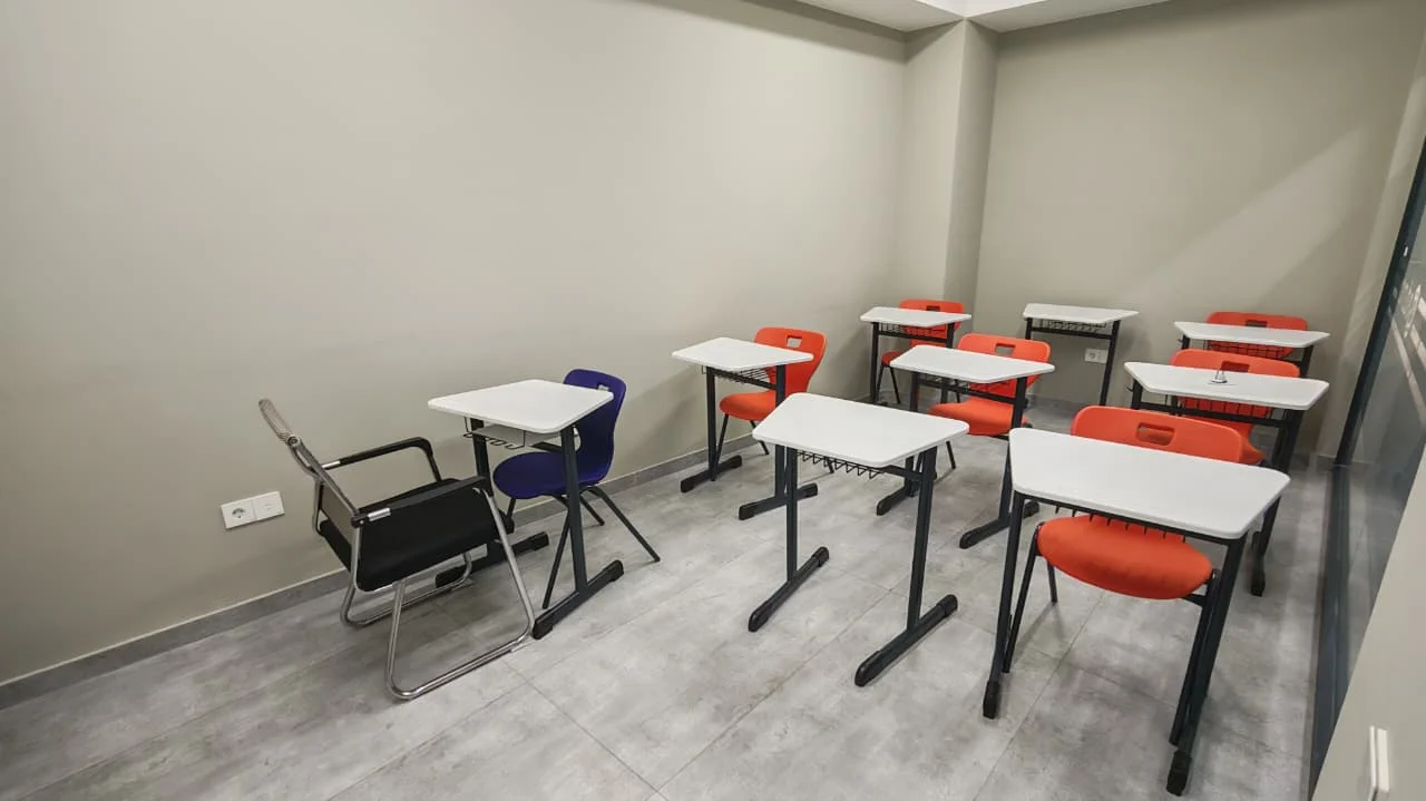 oFİS İCARƏYƏ VERİLİR – şəkil 10