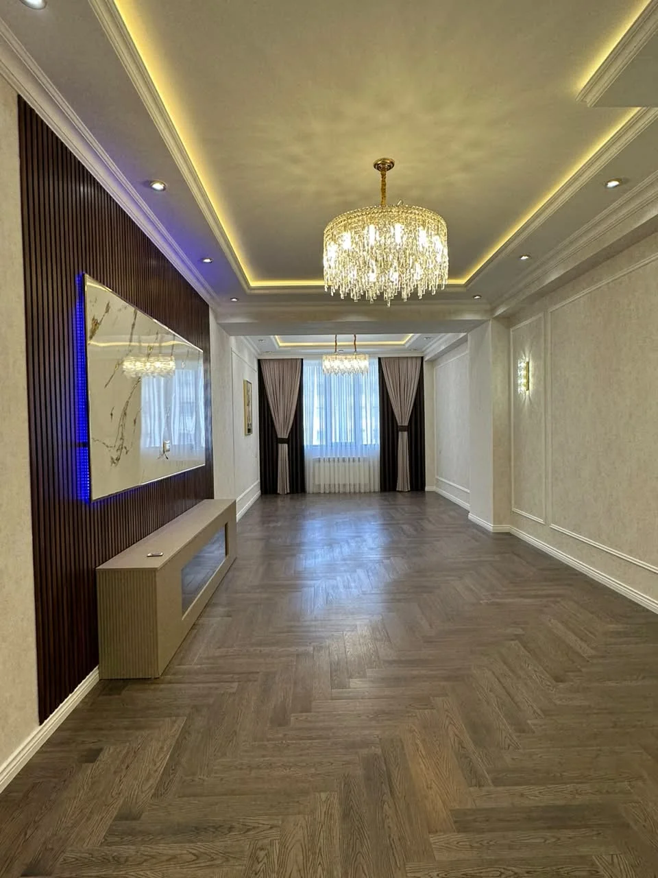 Satılır 4 otaqlı Mənzil 160 m² Xətai r. – şəkil 1