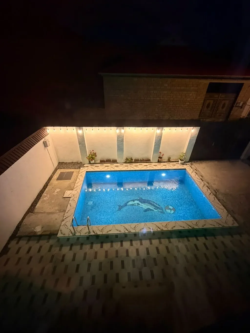 🏡 Qəbələdə Hovuzlu Kirayə Villa – Dağ Mənzərəli, Meşə Kənarında İdeal İstirahət Evi – şəkil 4