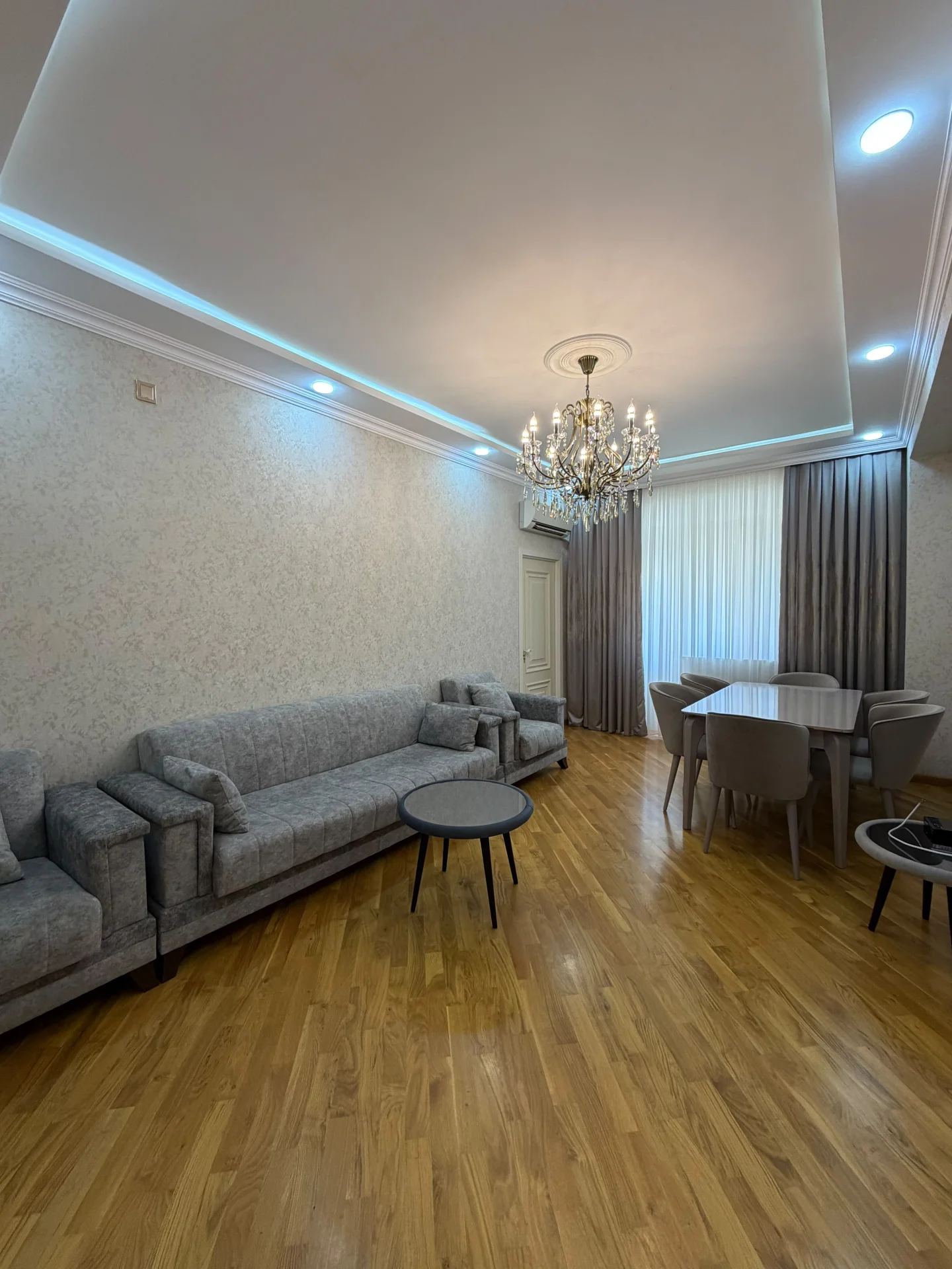 Kirayə 2 otaqlı Mənzil 70 m² Xətai r. – şəkil 1