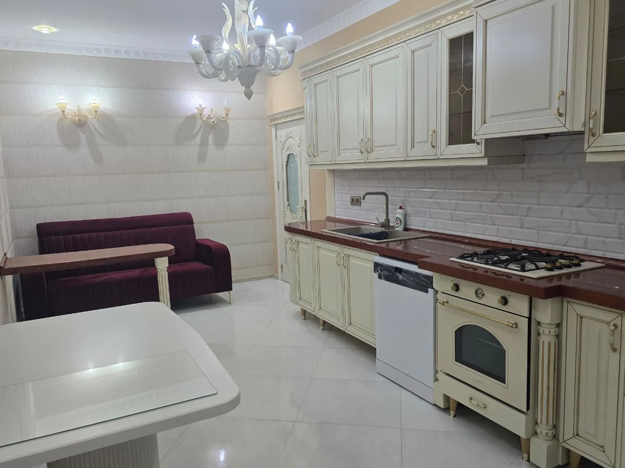 Kirayə 2 otaqlı Mənzil 114 m² Nəsimi r. – şəkil 13