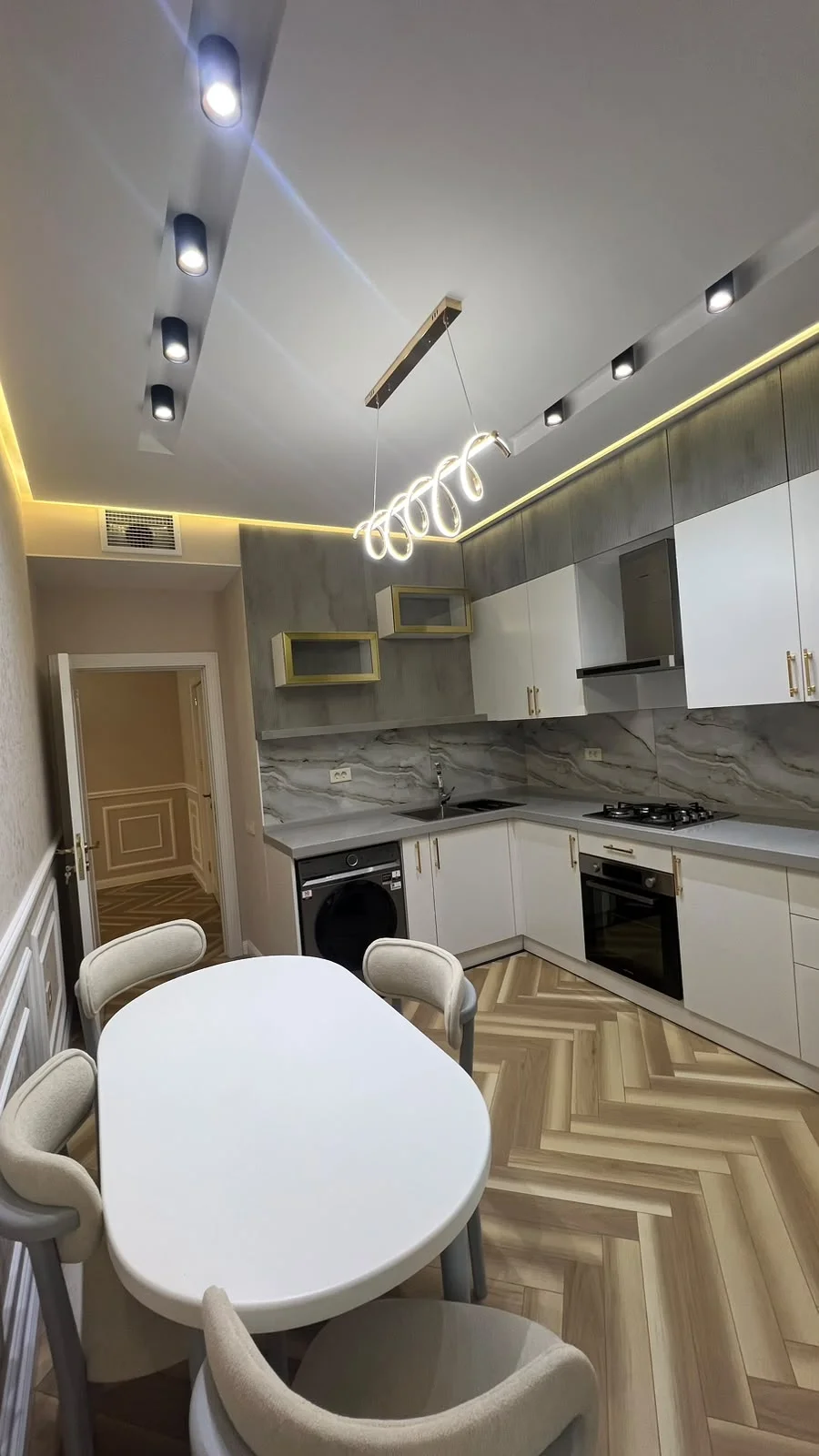 Kirayə 3 otaqlı Mənzil 148 m² Yasamal r. – şəkil 3