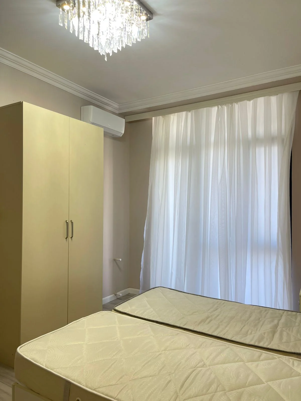Kirayə 4 otaqlı Mənzil 155 m² Nəsimi r. – şəkil 6