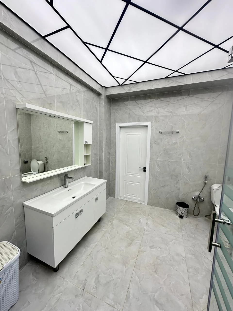 Kirayə 5 otaqlı Mənzil 250 m² Nəsimi r. – şəkil 11