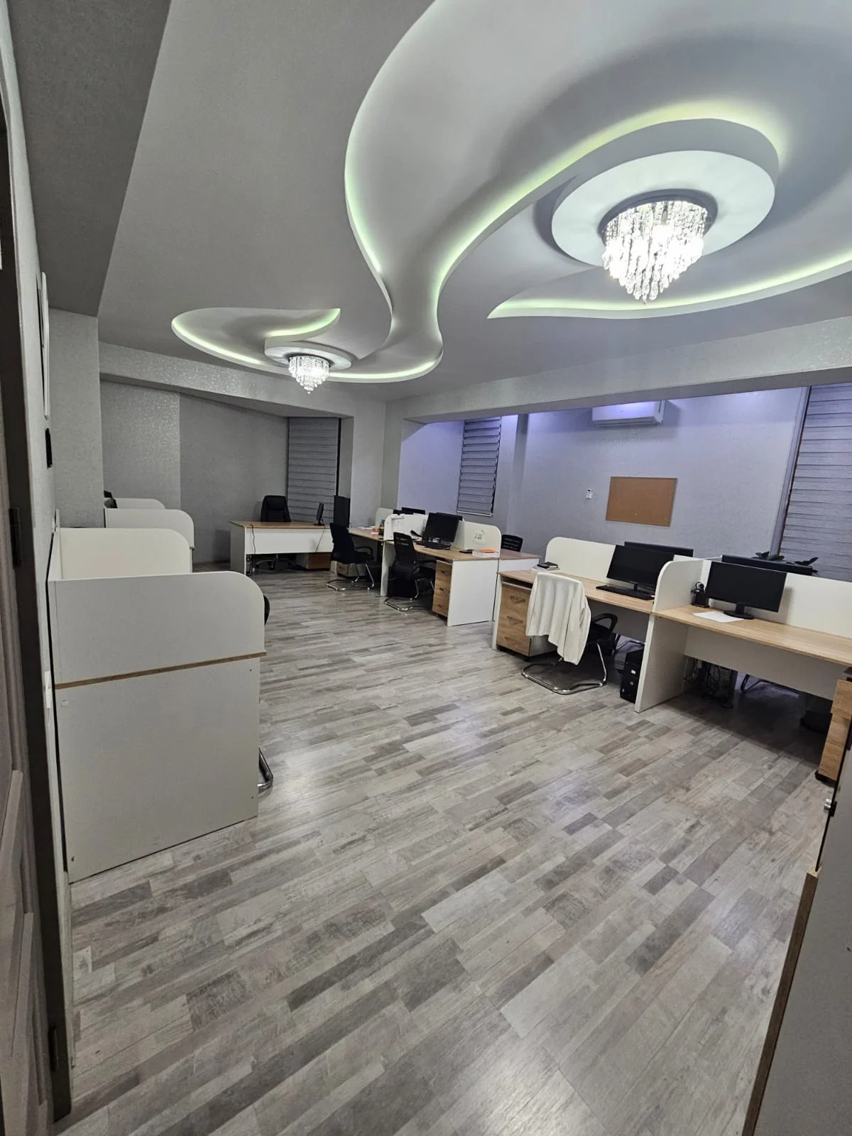 Kirayə 4 otaqlı Ofis 175 m² Nərimanov r. – şəkil 9
