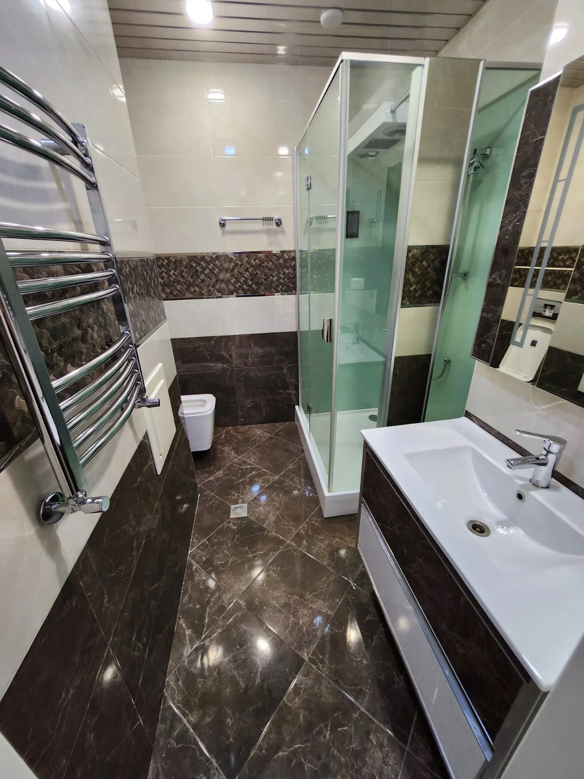 Kirayə 2 otaqlı Mənzil 110 m² Nəsimi r. – şəkil 18