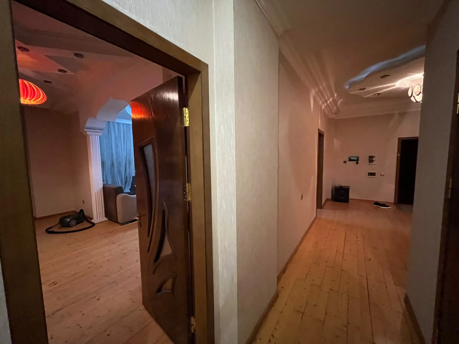 Kirayə 3 otaqlı Mənzil 130 m² Yasamal r. – şəkil 10