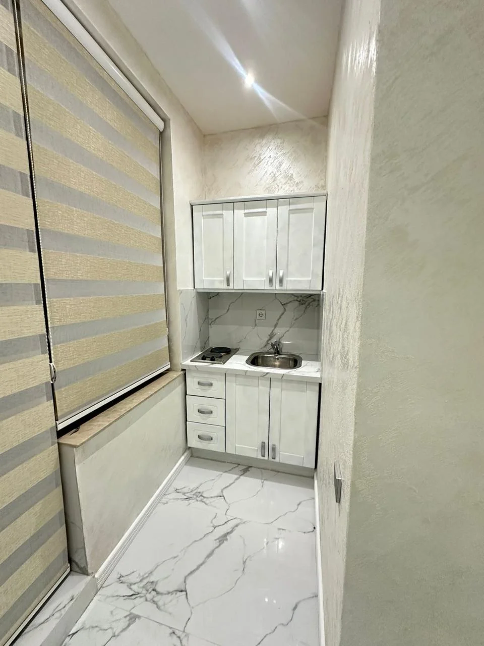 Kirayə 5 otaqlı Mənzil 245 m² Nəsimi r. – şəkil 8