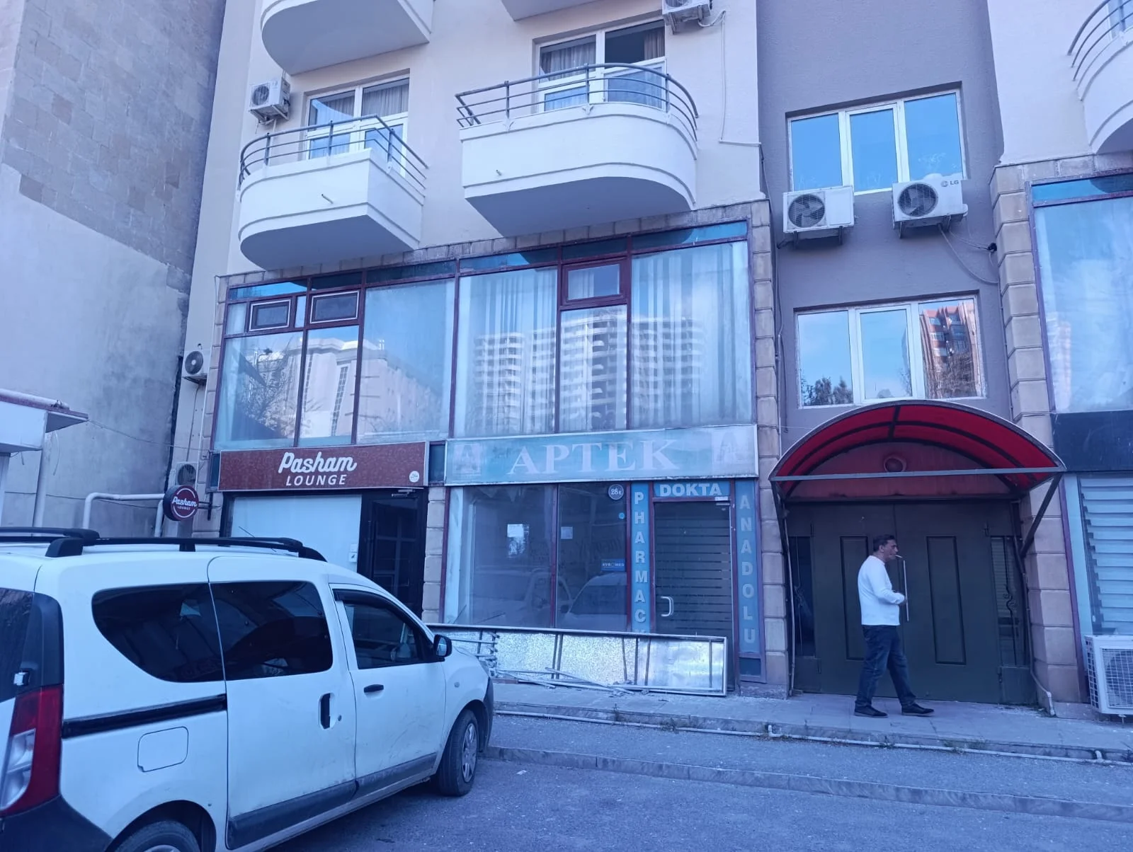 ofis icarəyə verilir – şəkil 13