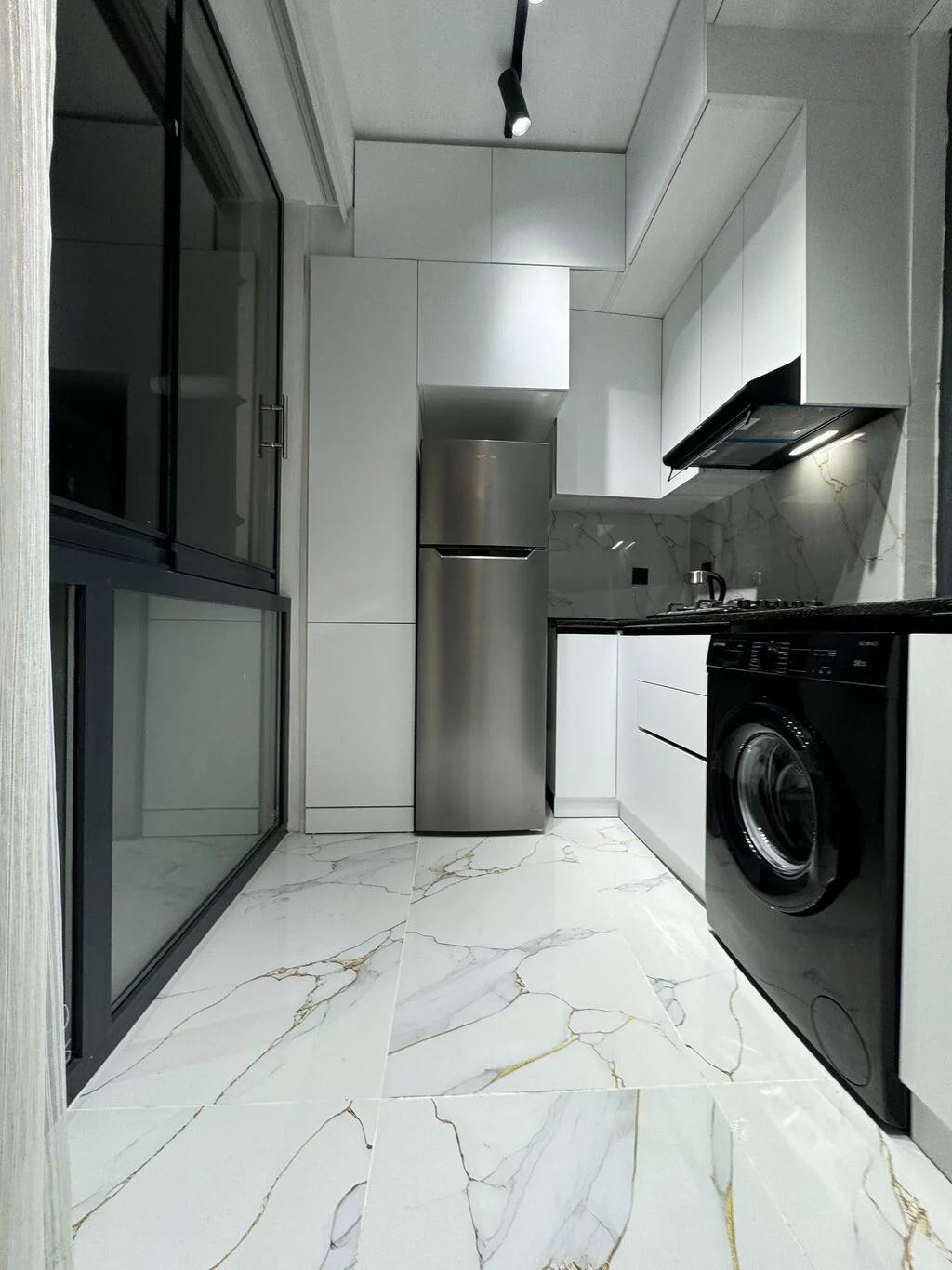 Kirayə 2 otaqlı Mənzil 70 m² Nərimanov r. – şəkil 9