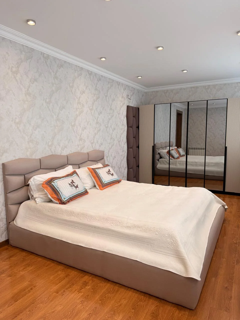 Аренда 5-комнатная Квартира 240 m² Xəzər р-н – şəkil 5