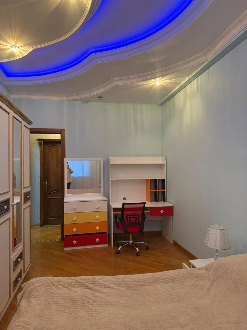 Kirayə 4 otaqlı Mənzil 220 m² Nəsimi r. 28 May m. – şəkil 15