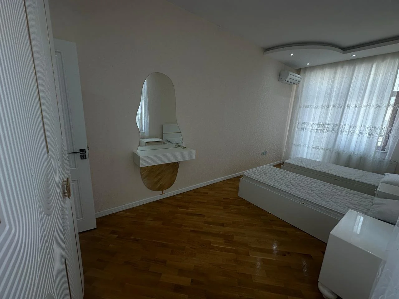 For rent 5-room Apartment 245 m² Nəsimi dist. – şəkil 15
